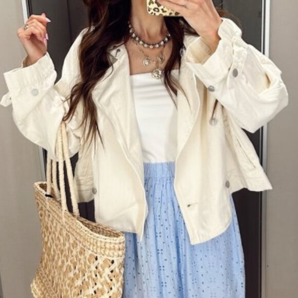 Universal Thread Cream Trench Coat - Picture 5 of 10